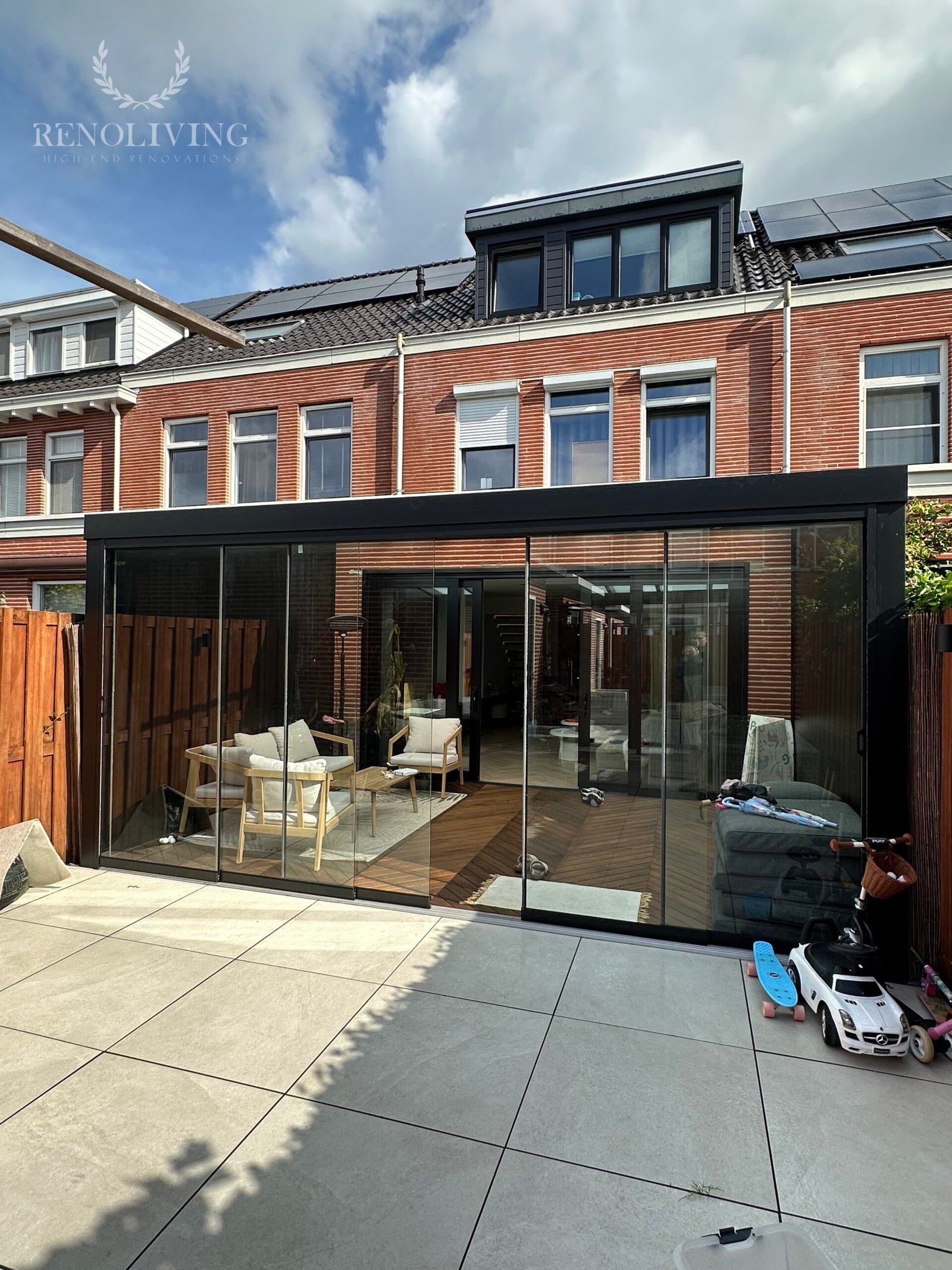 Natuurlijk eiken parket in Hongaarse punt (Chevron).