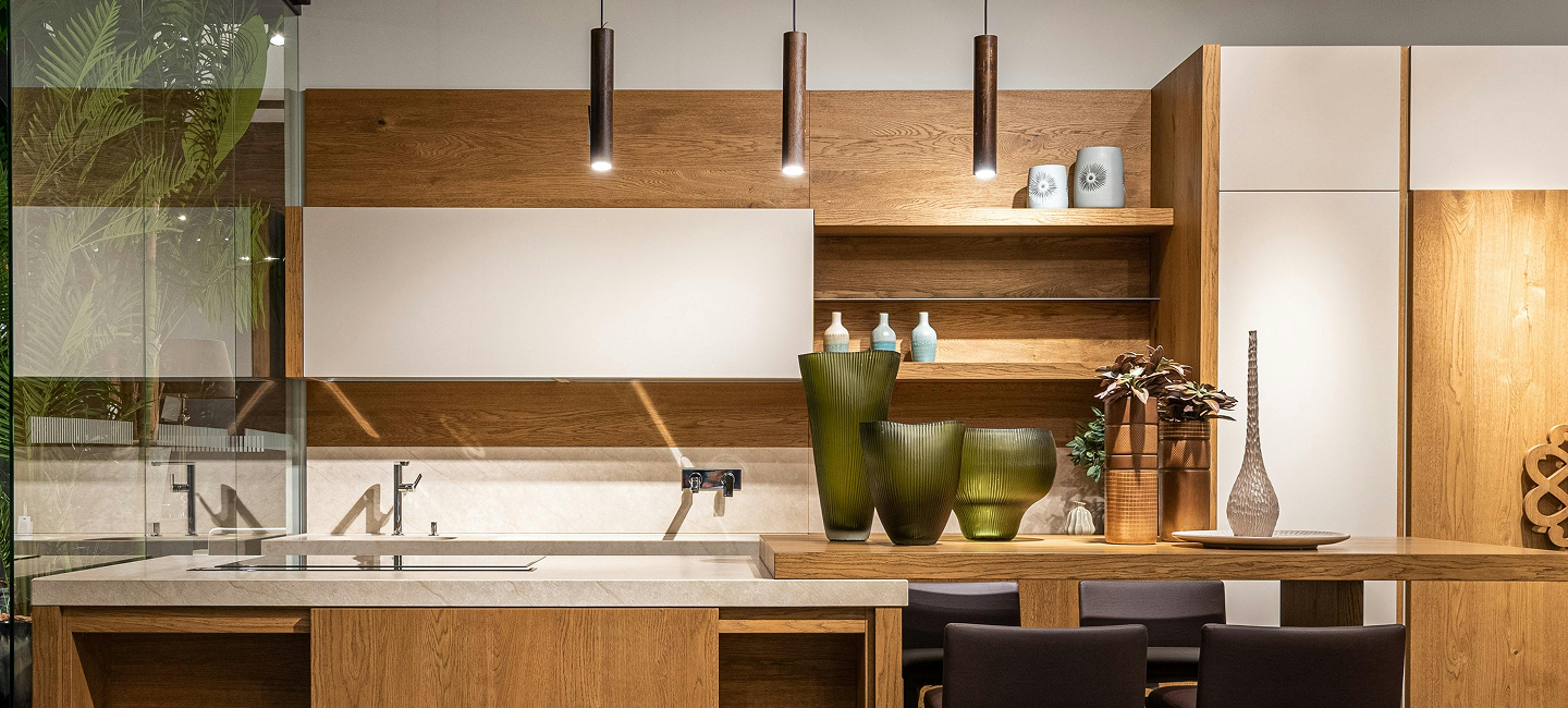 Duurzame nieuwbouw villa met natuurlijke materialen.